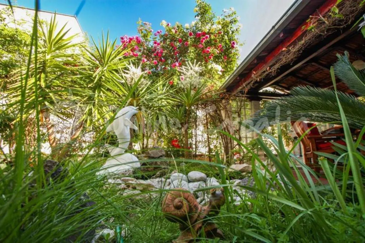 Duplex 3 Rooms Apartment With Garden And Garage Near To Beach Split